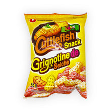 Load image into Gallery viewer, Cuttlefish flavored crackers
